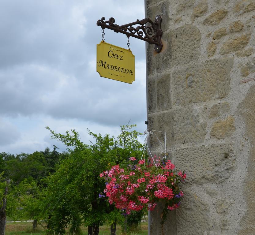Bed and Breakfast Chez Madeleine Saint-Colomb-de-Lauzun Екстер'єр фото
