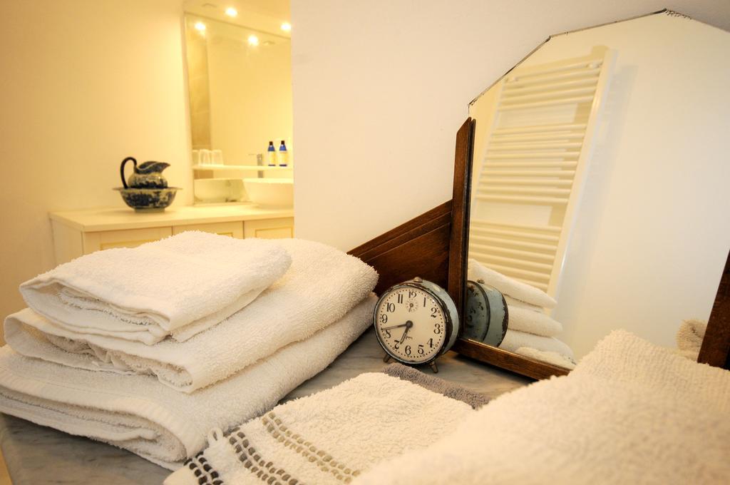 Bed and Breakfast Chez Madeleine Saint-Colomb-de-Lauzun Номер фото